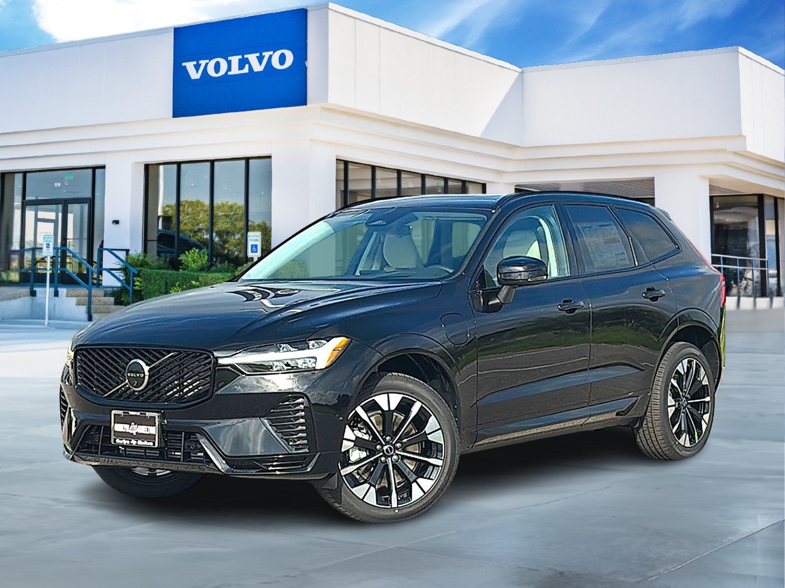 2026 Volvo XC60 Plug-In Hybrid